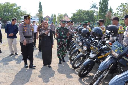 JAJARAN PEMKAB DEMAK GELAR APEL OPRASI BRATA CANDI 2023 2024 