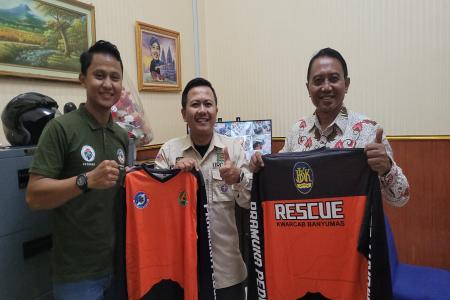 PT BPR BKK PURWOKERTO SERAHKAN KAO