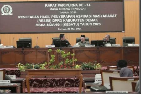 RAPAT PARIPURNA DPRD KABUPATEN DEMAK K