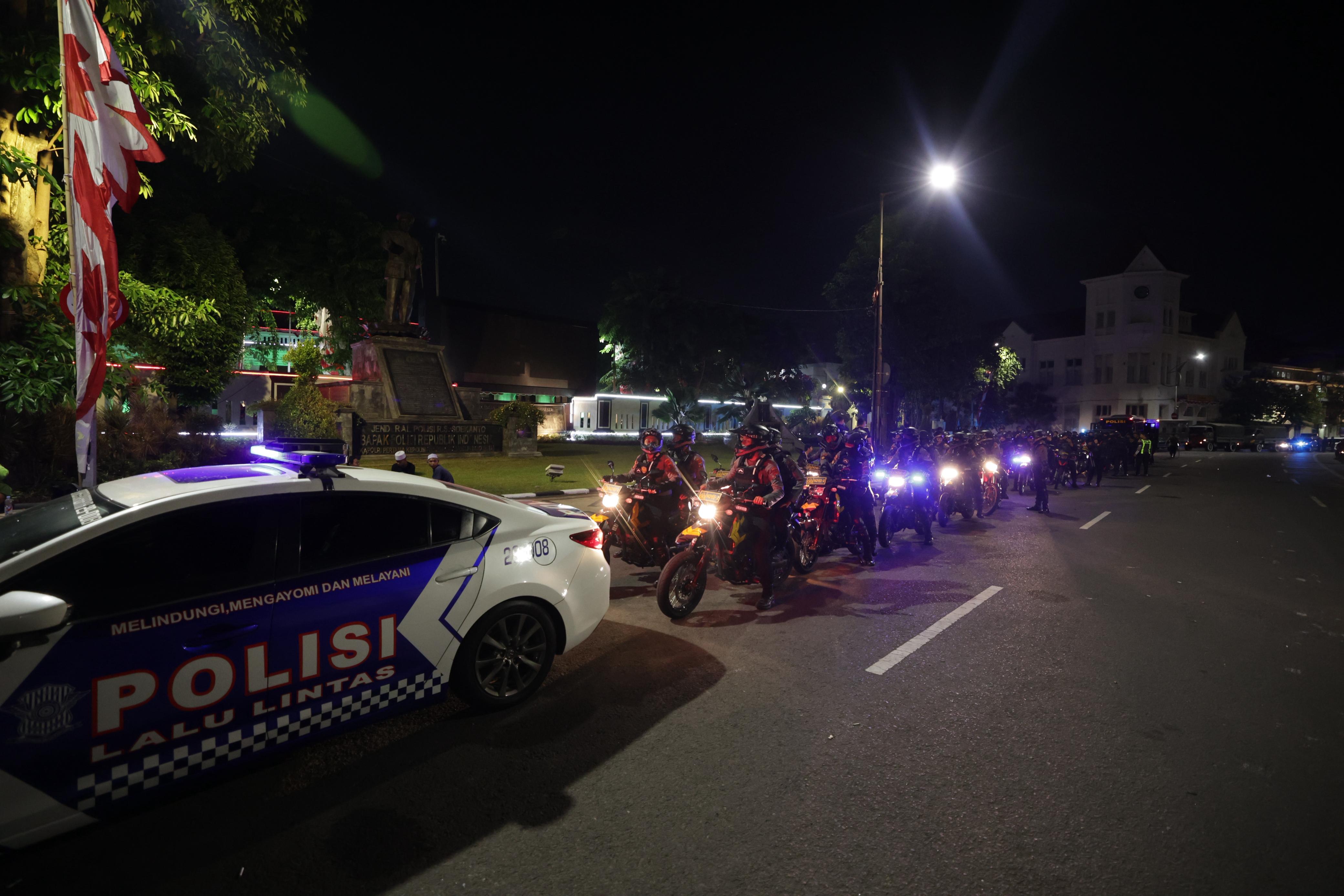 Harkamtibmas, Polda Jatim Gelar Patroli Skala Besar Jamin Rasa Aman Warga Masyarakat
