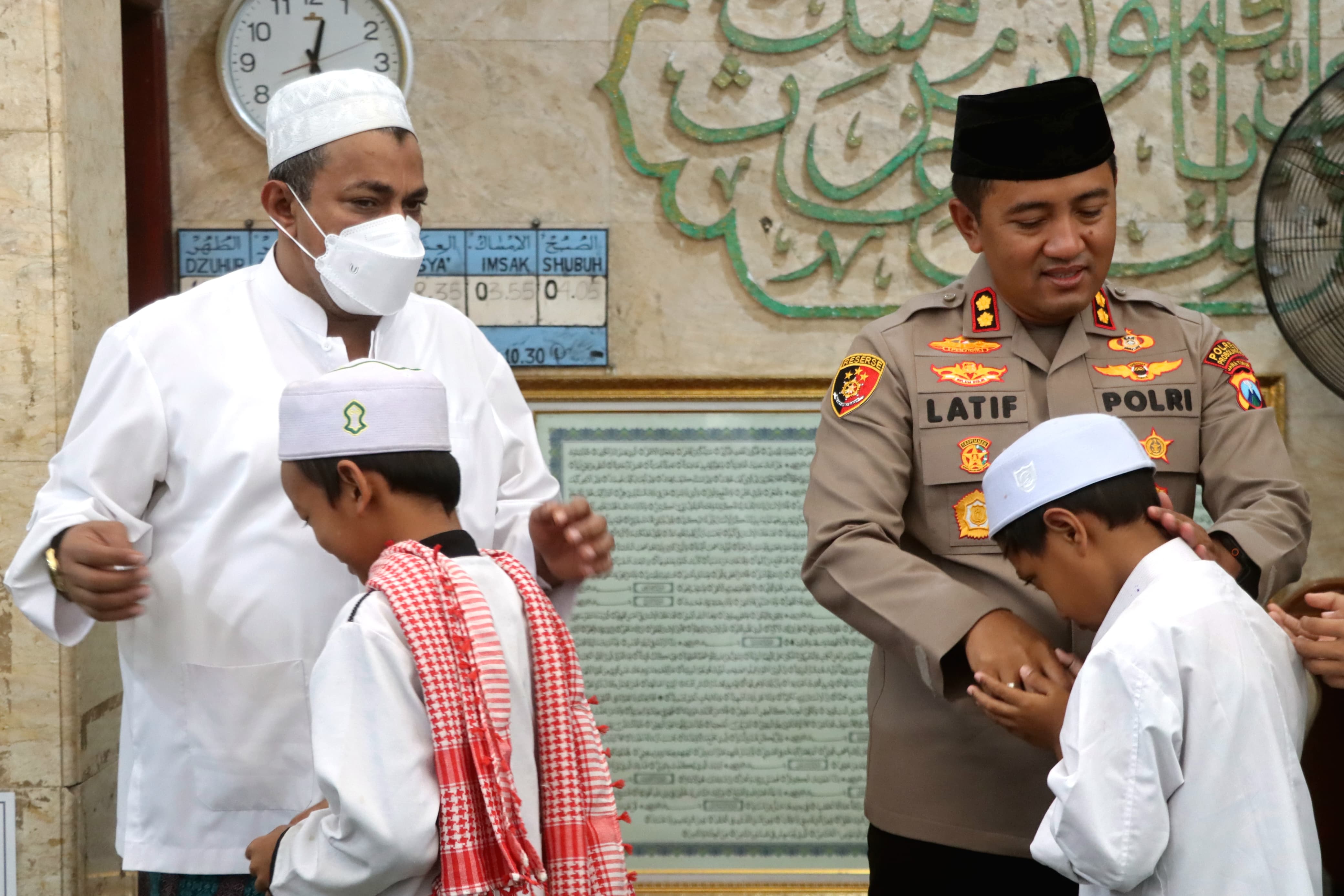Polres Probolinggo Safari Jum'at Wujudkan Kemitraan yang Solid dan Lingkungan Kondusif