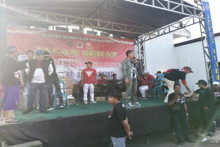 Ribuan warga Meriahkan Jalan S