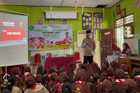 Polisi Masuk Sekolah  Polresta Sidoarjo Gelorakan Anti Bullying