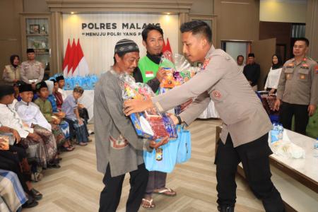 Polres Malang Gelar Khitan Mas