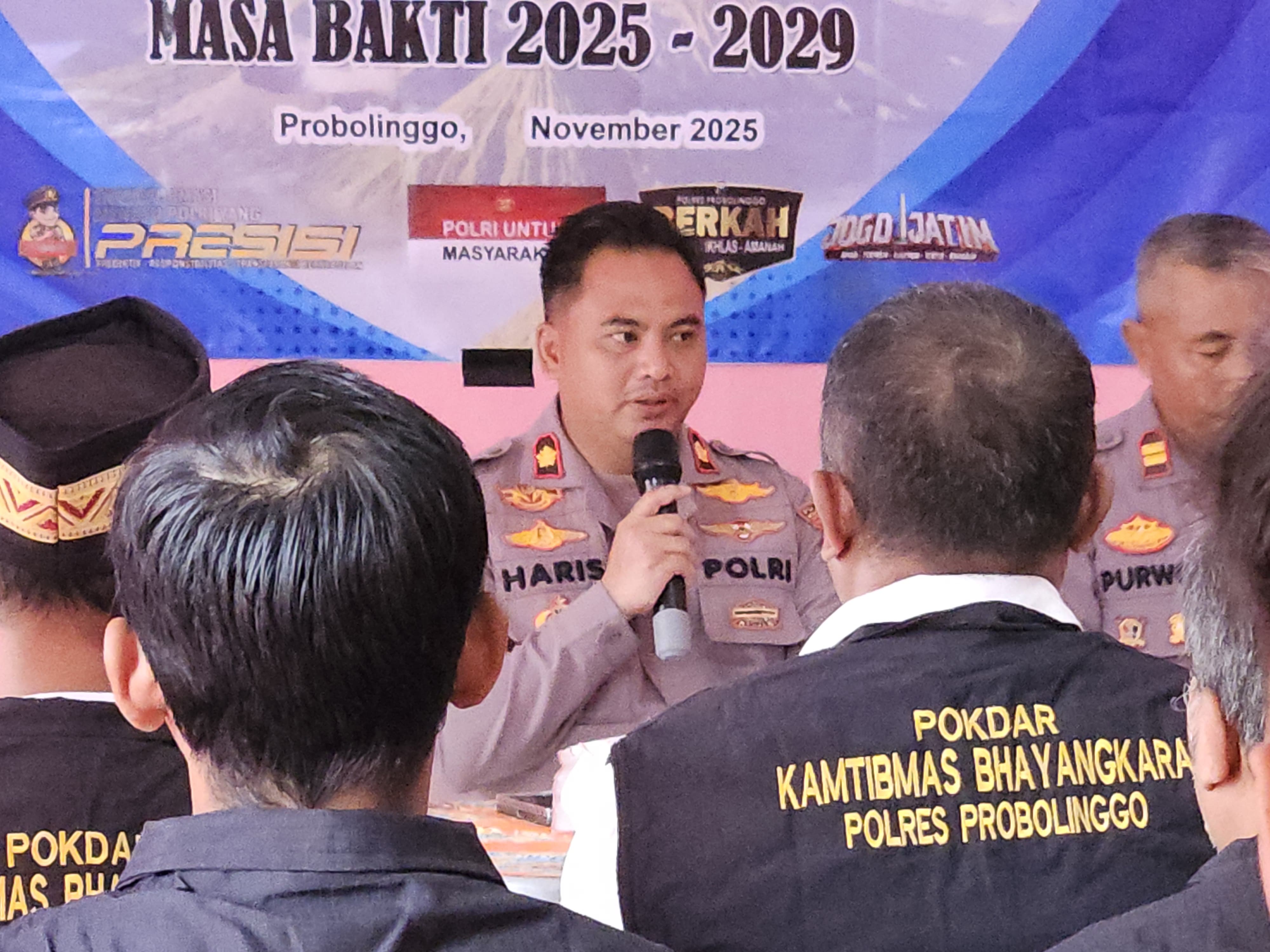 Polres Probolinggo Kukuhkan Pokdar Kamtibmas