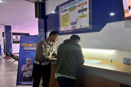 Polantas Menyapa Satlantas Polres Lumajang Tingkatkan Pelayanan Humani