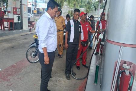 Polres Bondowoso Sidak SPBU Tindak Lan