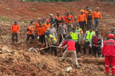 POLRI KERAHKAN 155 PERSONEL, 4 ANJ