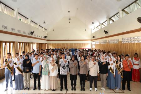 Polresta Malang Kota Gandeng UMM Gencarkan Roadshow AntiBullying