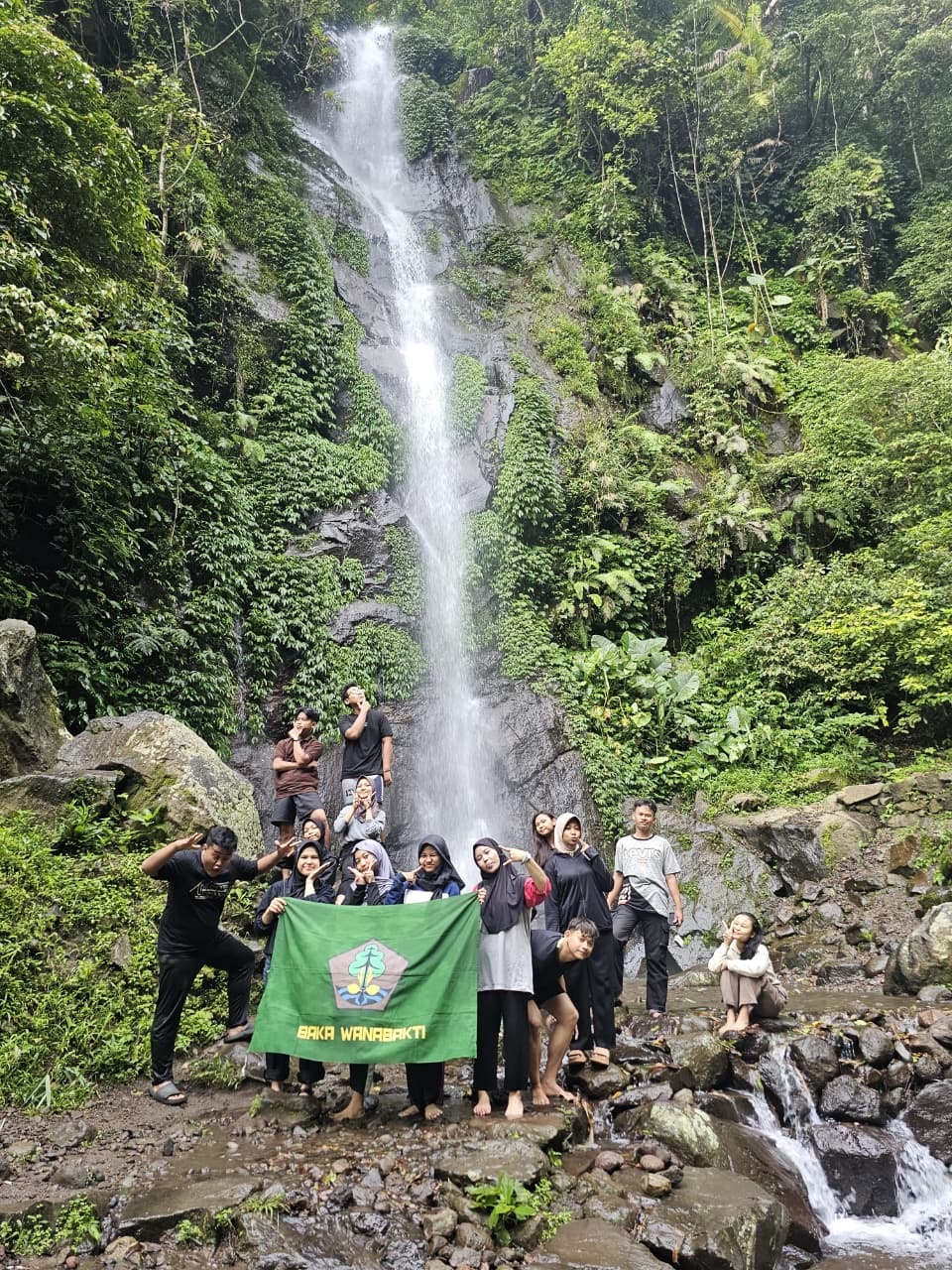 Pramuka Didikan KPH Semarang adakan Pra HUT Saka Wanabakti di Air Terjun Semirang Ungaran Barat