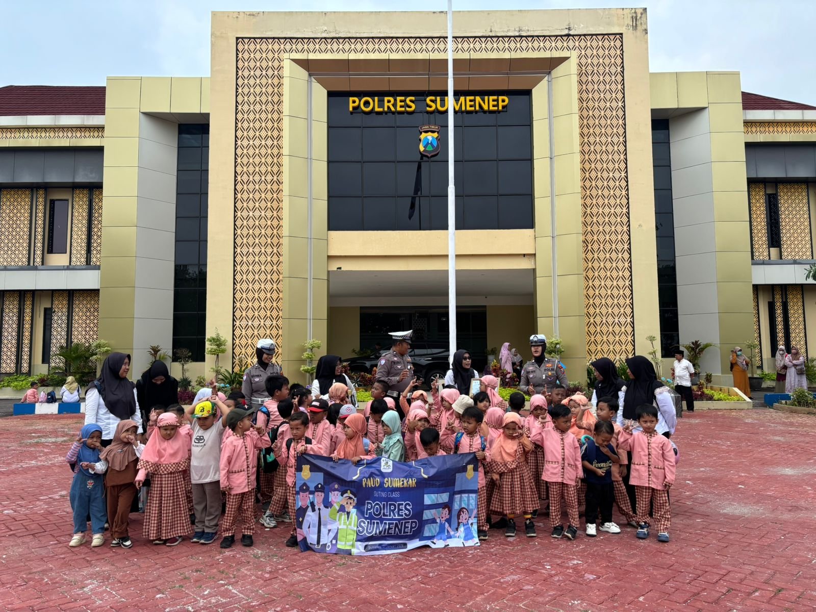 Satlantas Polres Sumenep Bangun Budaya Tertib Lalu Lintas Sejak Usia Dini Melalui Polisi Sahabat Ana