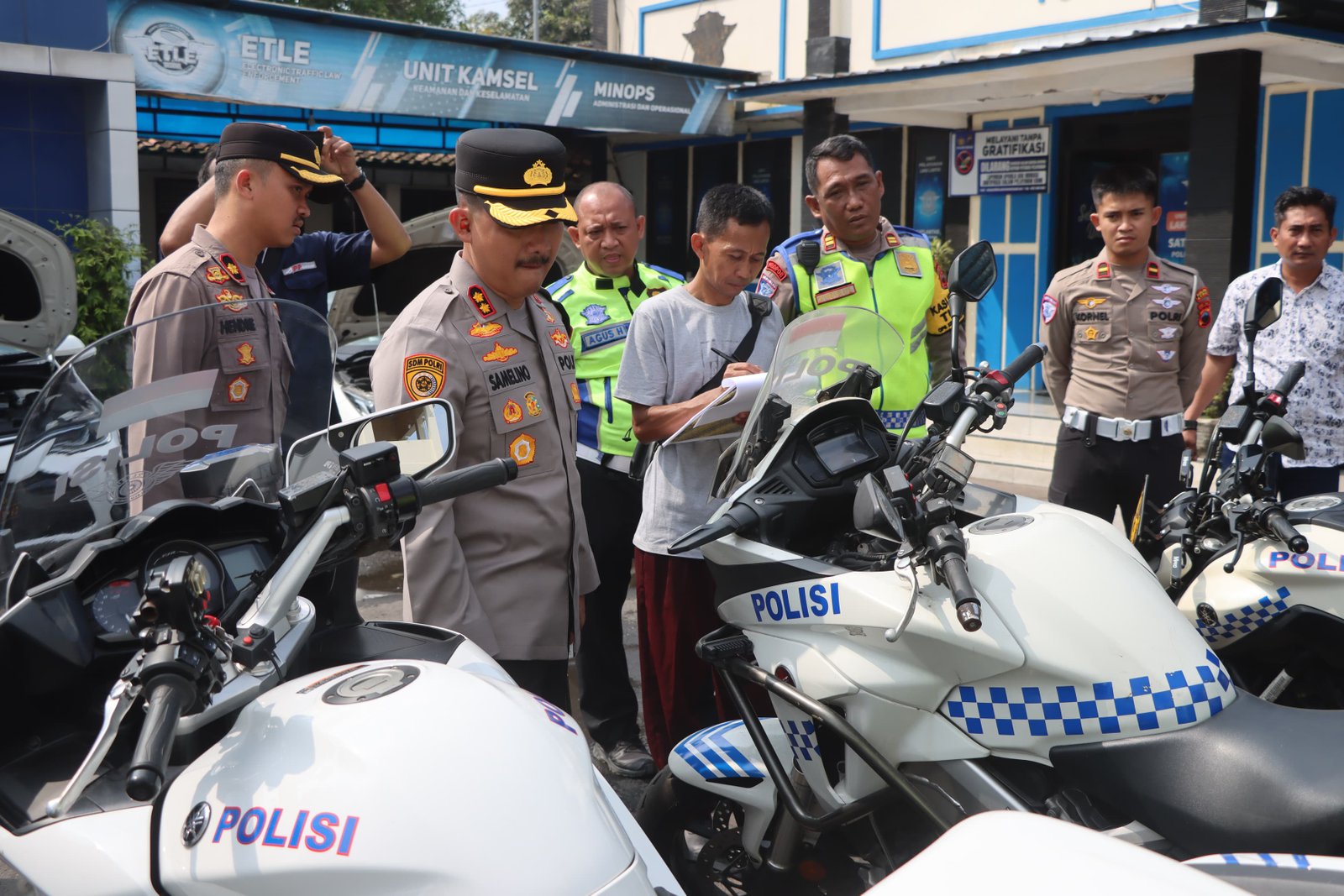 Pastikan Respons Cepat di Lapangan Polres Demak Periksa Kendaraan Dinas