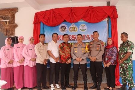 KAPOLRES DEMAK TINJAU KORBAN SERAN