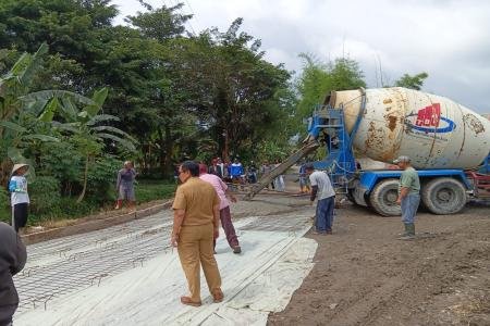 Ramadan Berkah Pemdes Kareo Bekerja Sa