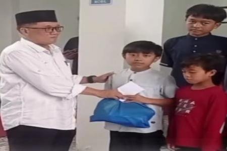 Dinkop UKM Lebak Semarakkan Ramadan dengan Berbagi Takjil dan Santunan