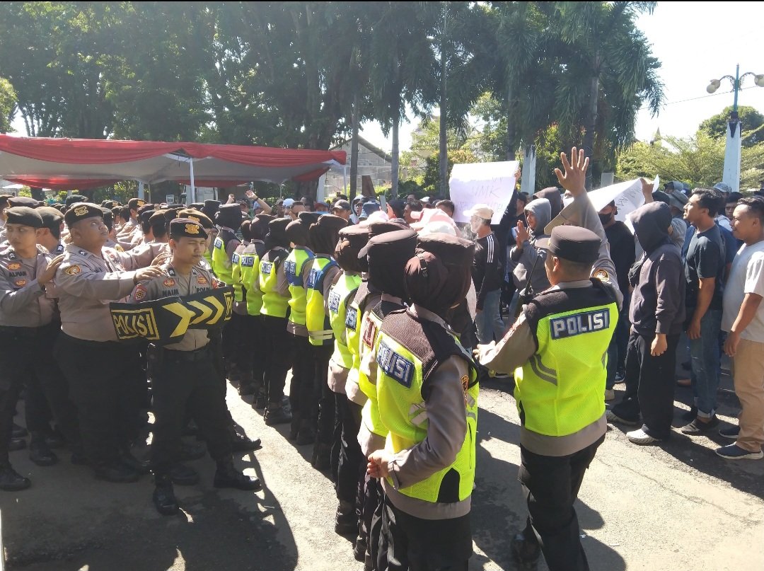 Ribuan Massa Disimulasikan, Polres Demak Matangkan Pengamanan May Day