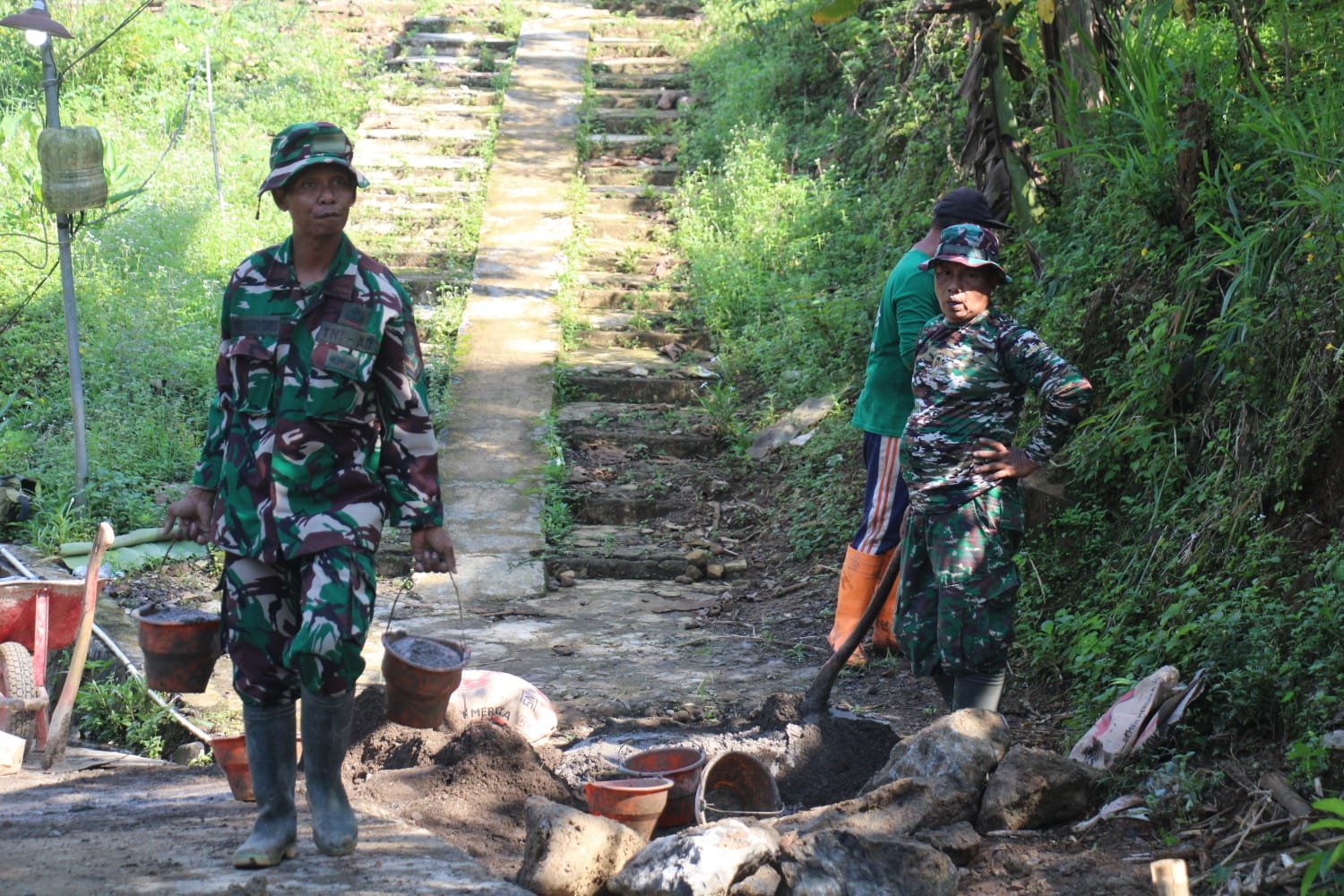 TMMD Wujudkan Jembatan Impian Warga Krangean