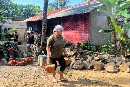 Di Balik Jalan TMMD Krangean Ada Tanga