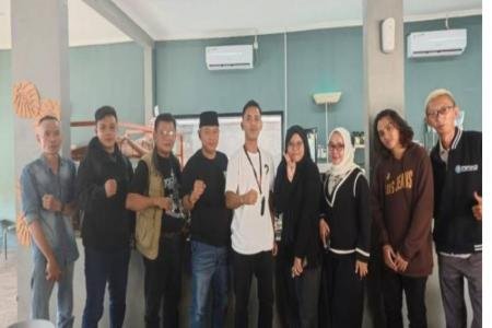 MAHASISWA HUKUM BAHAS DUA ISU KRUS