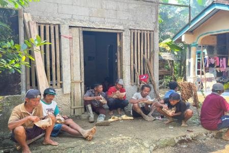 SANTAPAN SEDERHANA, ENERGI BESAR D