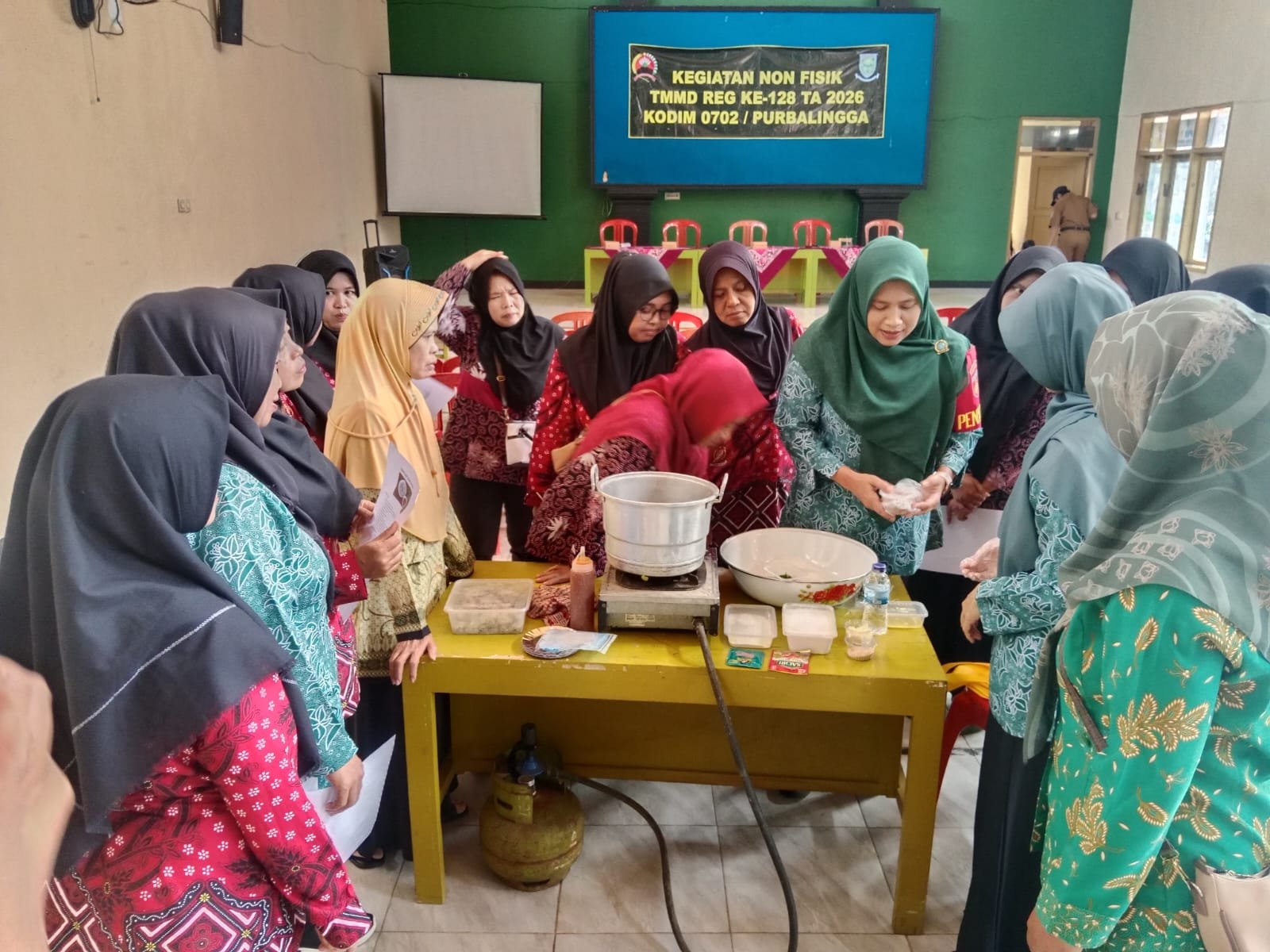 Dari Lele Jadi Dimsum: Sentuhan TMMD Dorong Kemandirian Ekonomi Warga Krangean