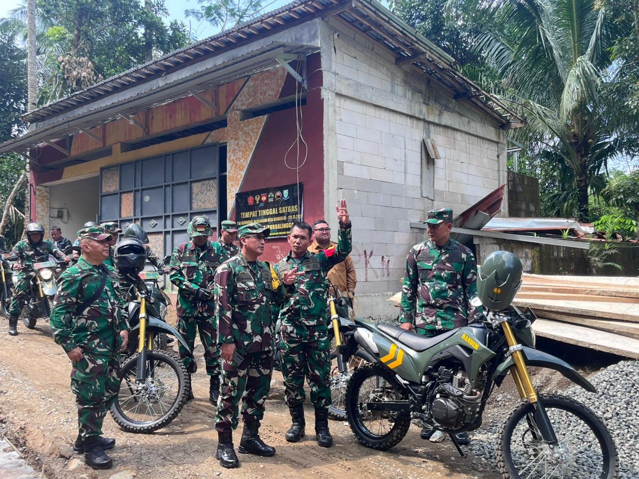 Pantau Pengerjaan TMMD, Tim Wasev dan Dandim Purbalingga Dorong Percepatan Pembangunan Berkualitas d