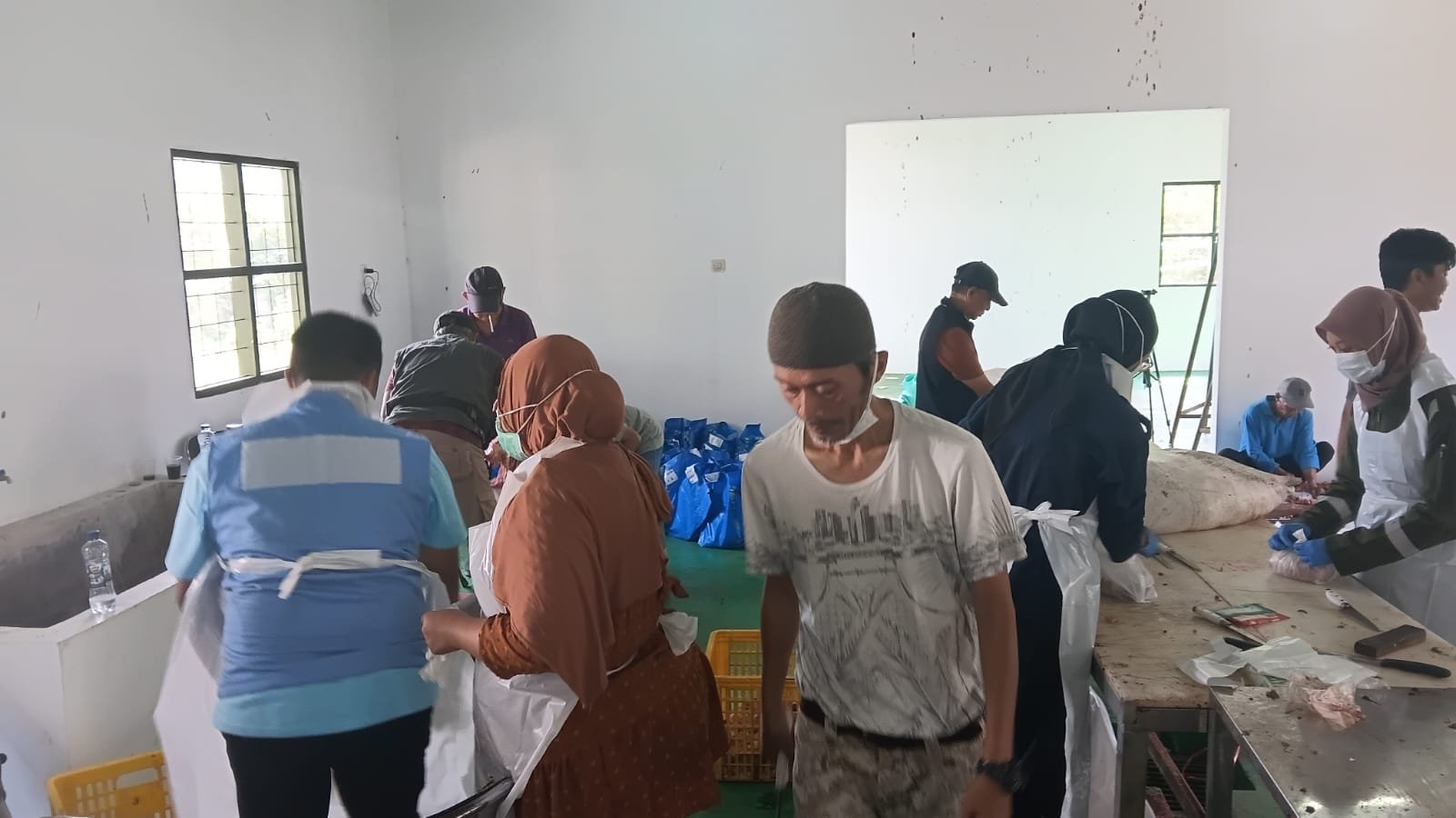 PKS Kota Cimahi Sembelih 15 Hewan Kurban di RPH Bandung Barat, Apresiasi Pelayanan yang  Prima