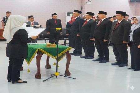 Lantik 9 Pejabat Pimpinan Pratama Bupati Harus Cepat Tanggap Dalam Men