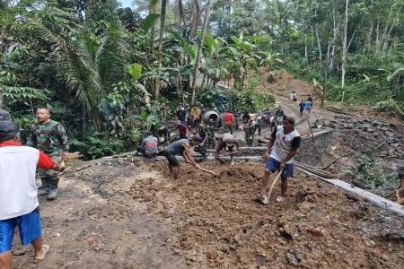 Senyum Warga Merekah Berkat TMMD Ke128