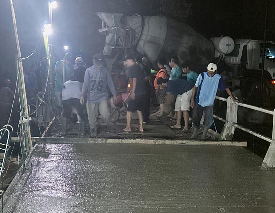 Jembatan Diperlebar Berkat CSR PT Ayaka Jaya Prima, Aktivitas Ekonomi Warga Kini Makin Lancar