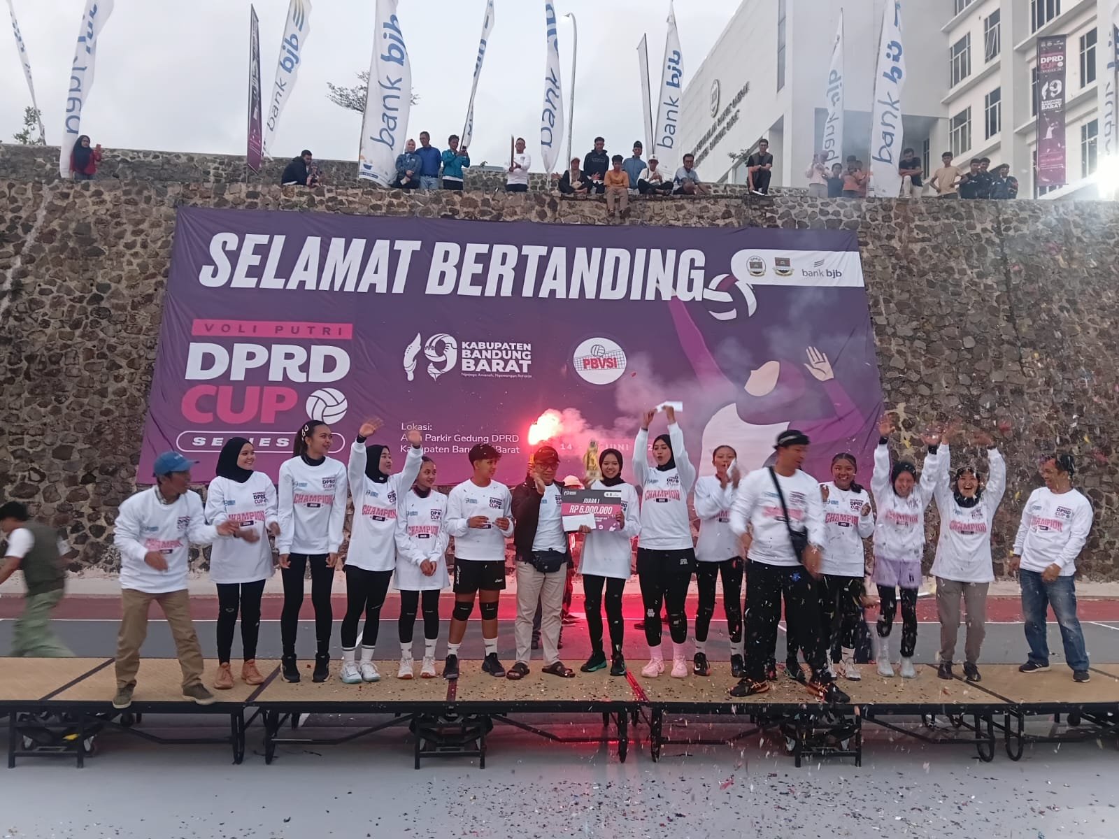 Turnamen BOLA VOLI Putri SERI II DPRD KBB: Ngamprah Berhasil Pertahankan Gelar Juara 