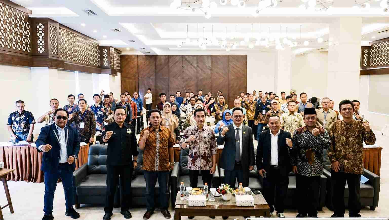 WABUP KENDAL BUKA DIKLAT PARALEGAL ANGKATAN V YLBH PUTRA NUSANTARA: 