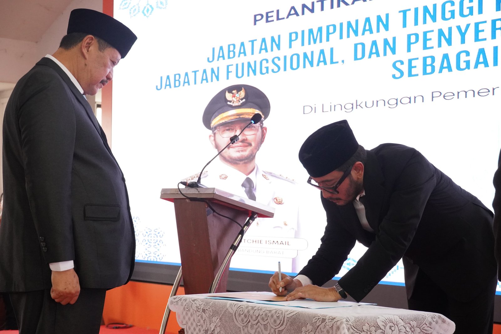 Sekda Bandung Barat Jelaskan Mekanisme Penyerahan SK Penugasan Kepala Sekolah