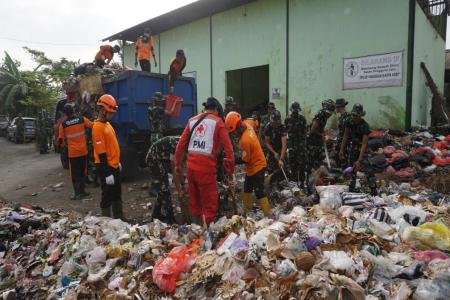 Bersihbersih Pasar Badog Purba