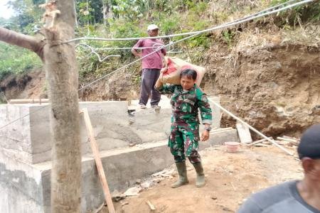 Pembangunan Jembatan Garuda di Purbali