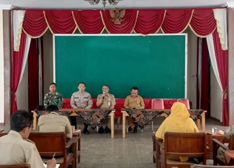 Babinsa 05-Bukateja Hadiri Rapat Koordinasi Kegiatan Estafet Tunas Kelapa Kwarda Tahun 2026