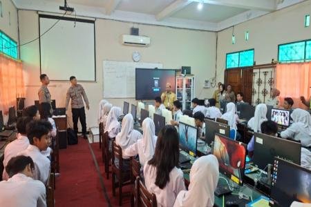 Cegah Hoaks di Era AI Polres Demak Edu