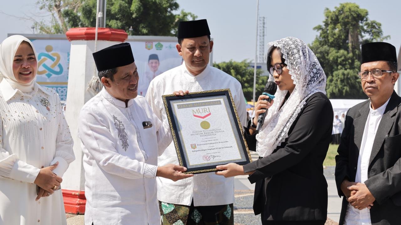 Ribuan Hafiz Wonosobo Raih Rekor MURI di Hari Santri 2026
