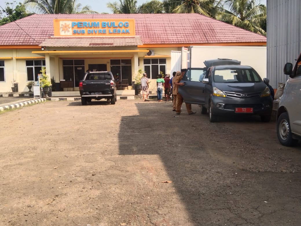 Bulog Sub Dirve Lebak Pandeglang,di Duga Persulit Buat Rakyat Kecil