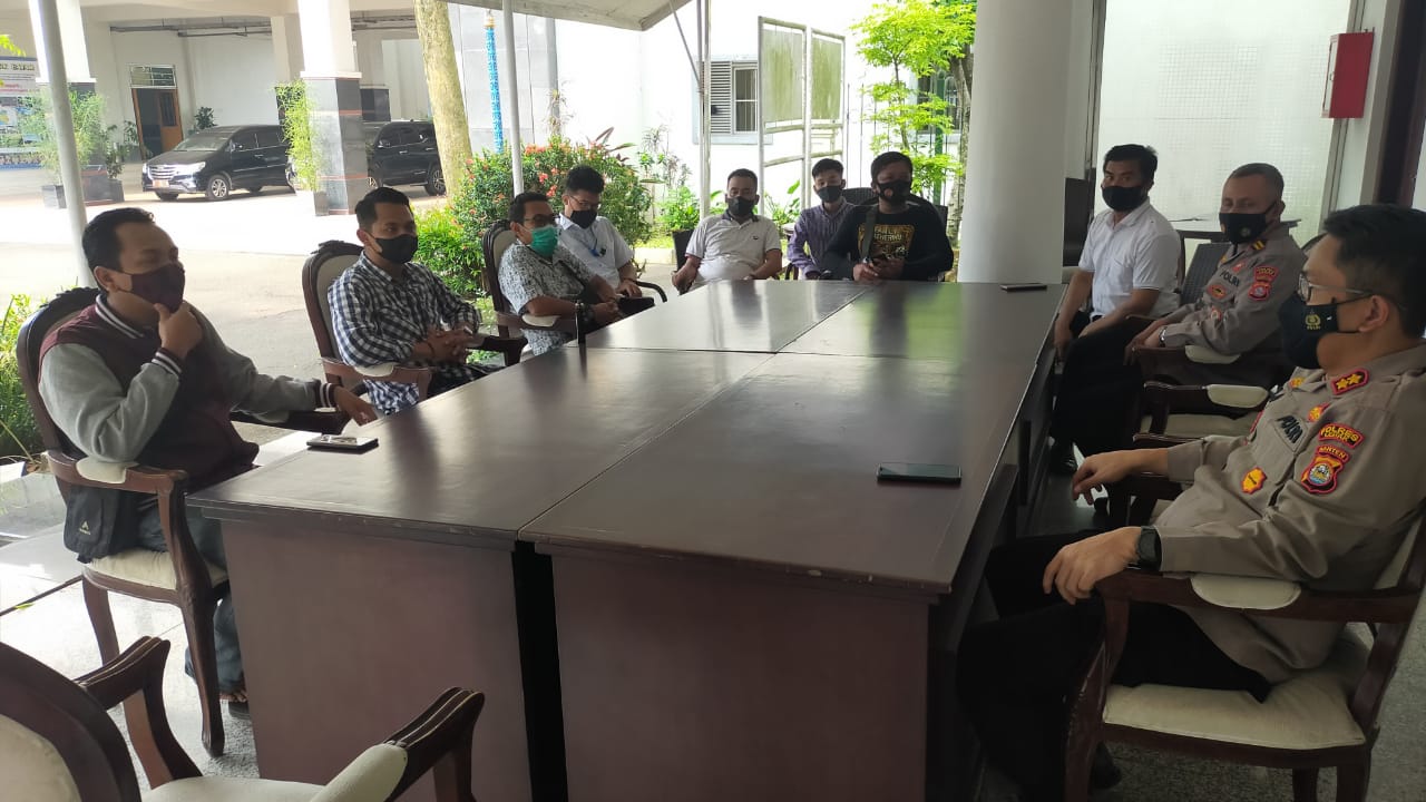 Tak Ada Pelarangan Liputan Uji Publik Dprd, Hanya Miskomunikasi