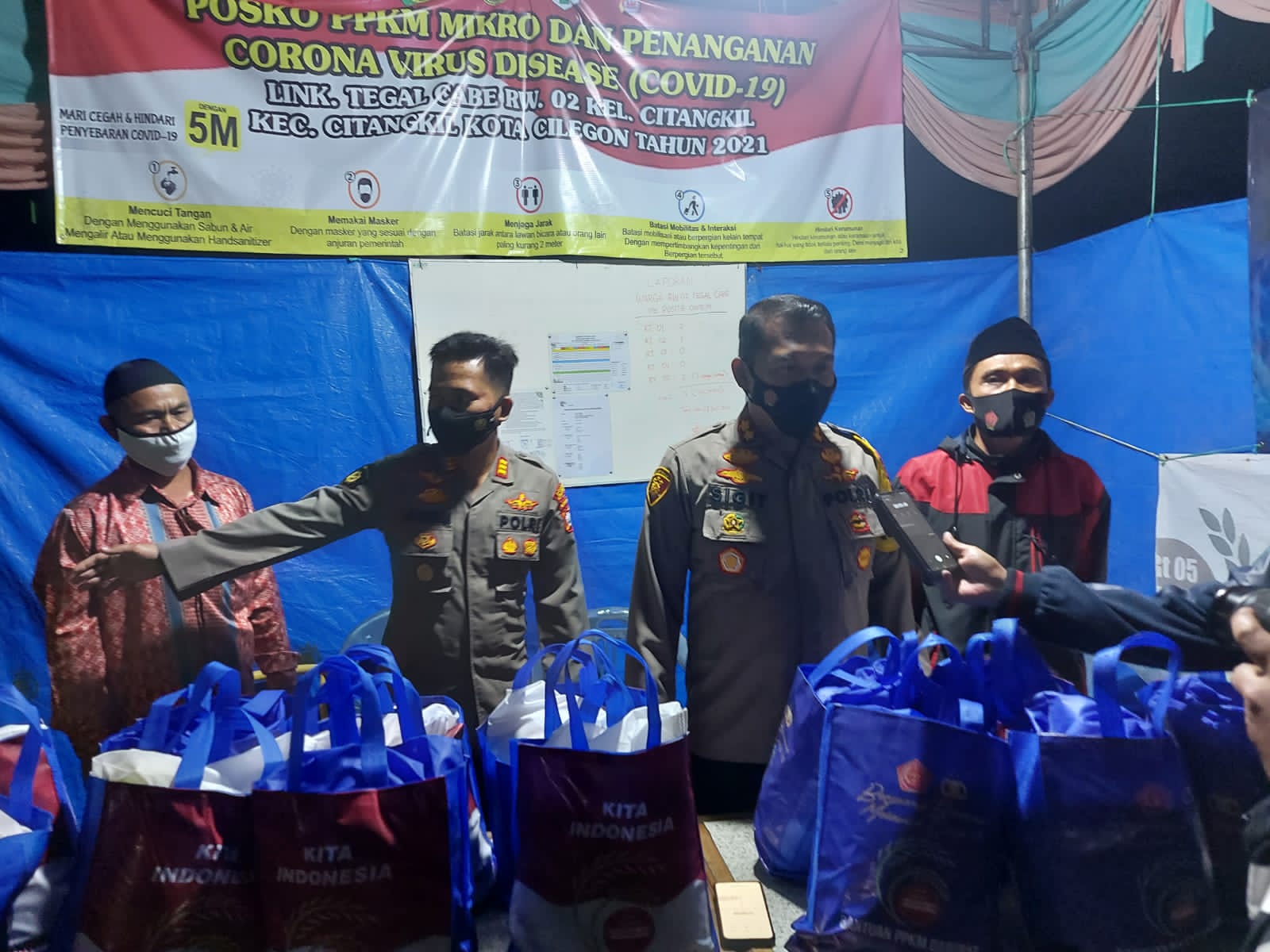 Banyak Cara Ajak Masyarakat Taat Ppkm Level 4 Ini Cara Akbp Sigit Hary
