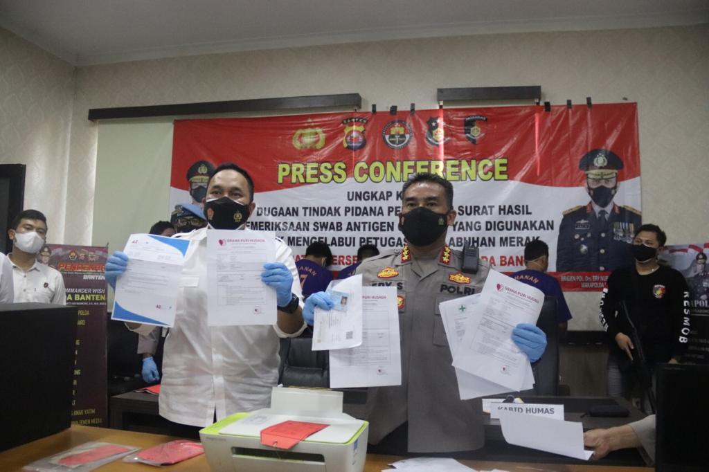 Polda Banten Ungkap Kasus Sindikat Pemalsu Hasil Swab, 5 Orang Ditangk