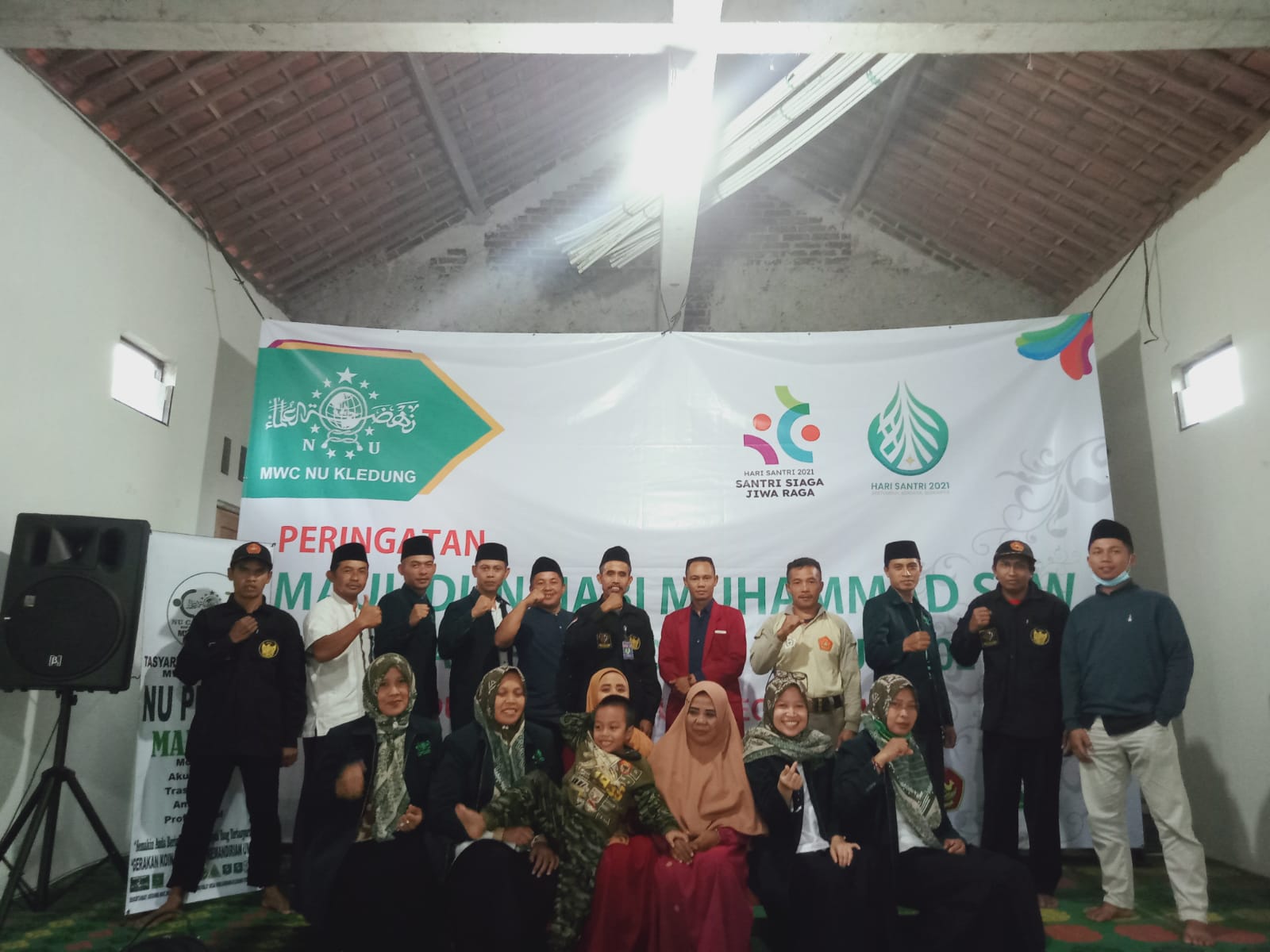 Laskar Maung Bodas Bersama Lazis Nu Mwc Kledung Gelar Bakti Sosial