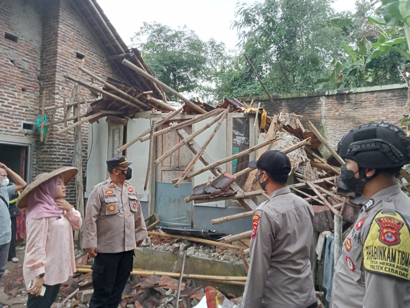 Laksanakan Patroli Pasca Gempa Di Wilayah Hukum Polsek Cibadak