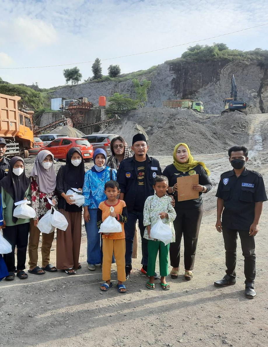 Jumat Berkah, Lsm Bmpp Gandeng Pt. Gunung Gloria Persada Grupber Bagik