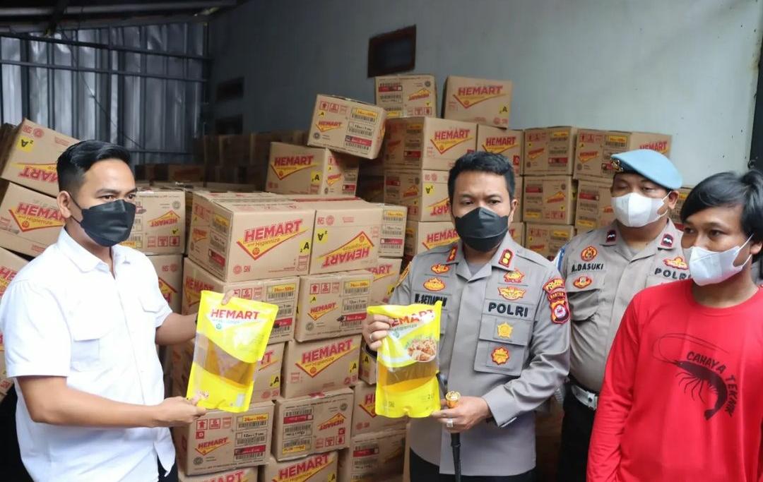 Polres Lebak Polda Banten Berhasil Mengamankan Minyak Goreng Sebanyak