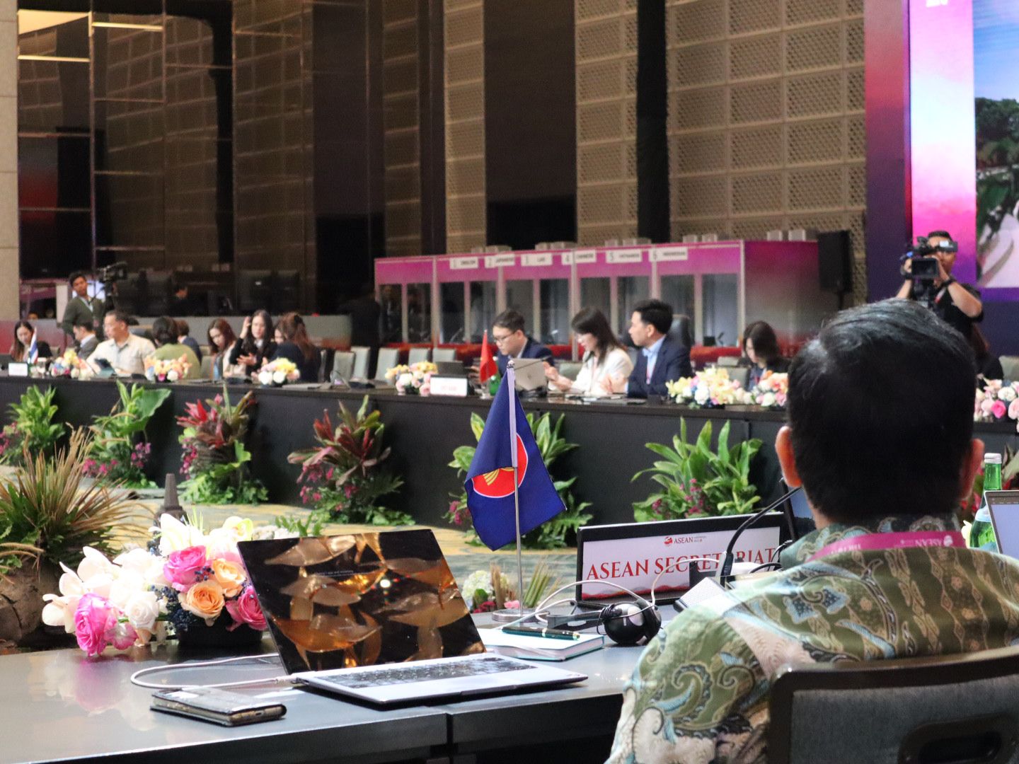 Amankan Pertemuan Mentri Ekonomi Asean Aem Polisi Amankan Menu Makanan