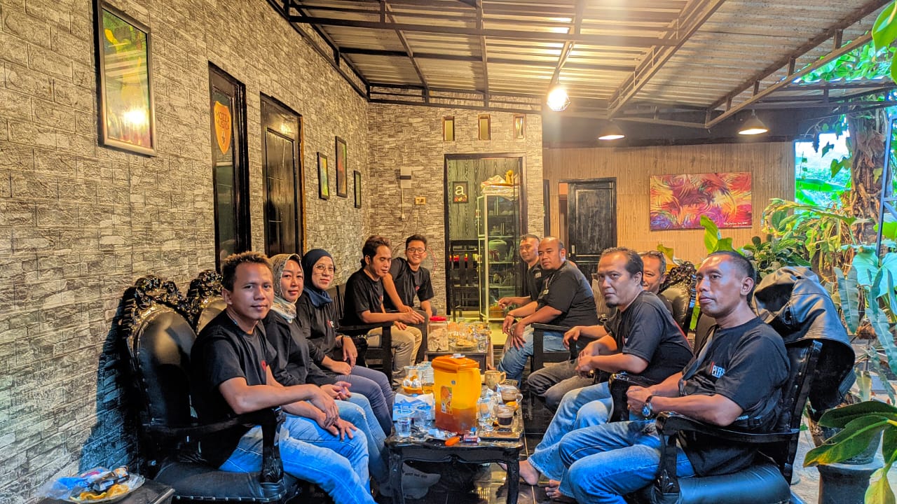 Rapat Kordinasi Redaksi Sorot Nuswantoro Di Kediaman Penasehat