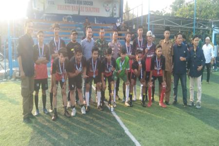Di ikutin enam belas desa kampung bobul keluar sebagai juara pertama