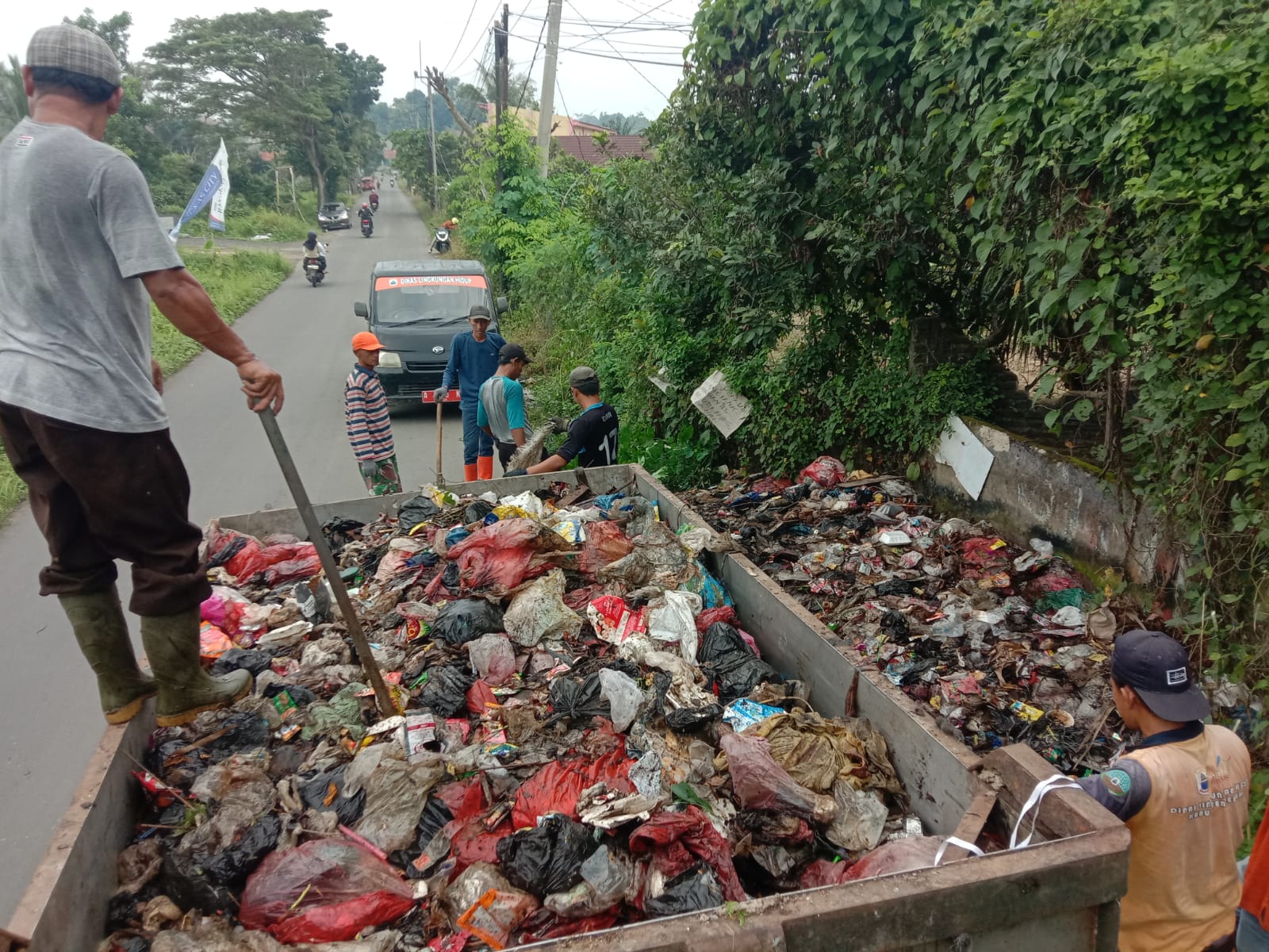 Dinas Lingkungan Hidup Kabupaten Lebak : Jangan Buang Sampah Sembarang